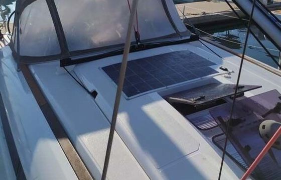 Sailboat JEANNEAU SUN ODYSSEY 419 12.76m