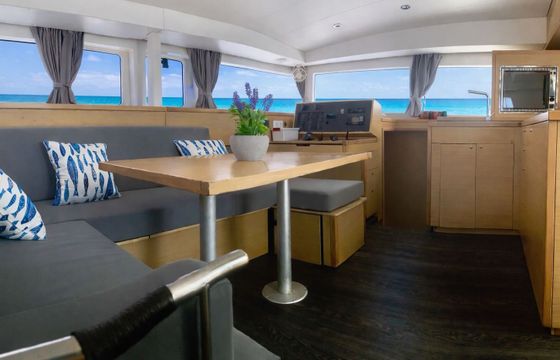 Catamaran Lagoon 400 11.97m