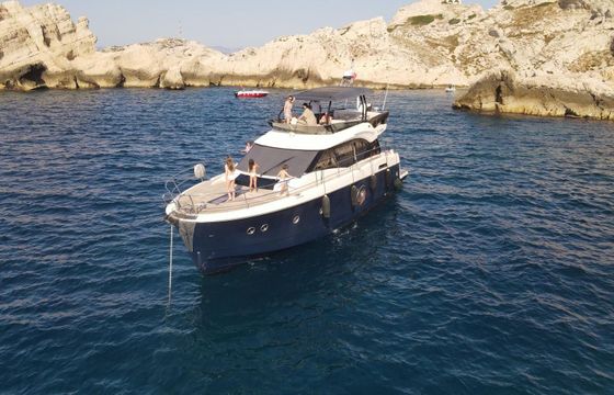 Motor yacht Beneteau MC6 1200hp