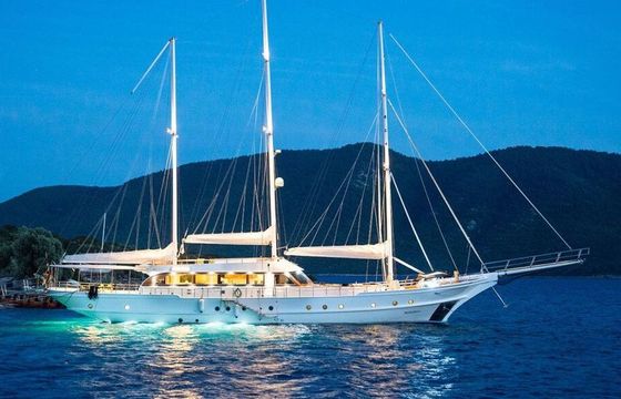 Sailboat Custom Made Bella Mare 38m