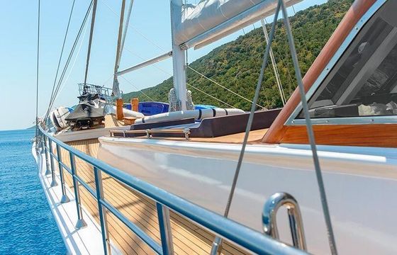 Sailboat Custom Made Bella Mare 38m
