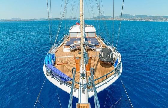 Sailboat Custom Made Bella Mare 38m