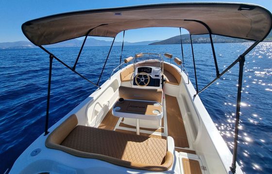 Motorboat Karel F19 140hp