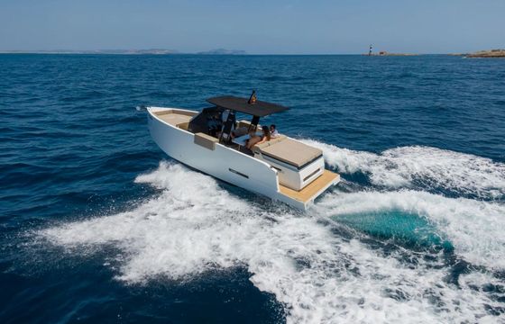 Motorboat De Antonio Yacht D28 400hp