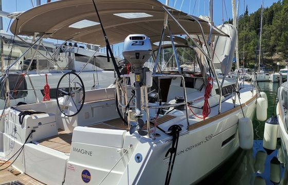 Sailboat Jeanneau Sun Odyssey 389 11.75m