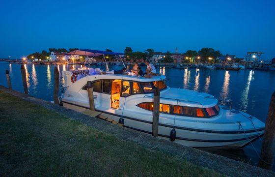 Houseboat Houseboat Minuetto 6+ 40hp