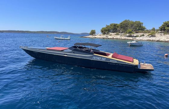 Motorboat Cigala e Bertinetti Nitro 50 1500hp