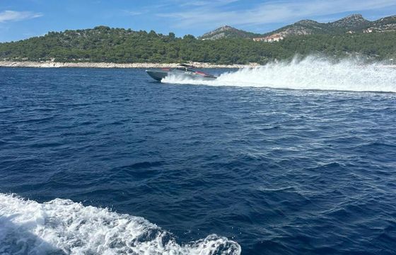 Motorboat Cigala e Bertinetti Nitro 50 1500hp