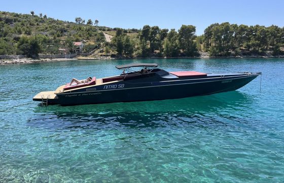 Motorboat Cigala e Bertinetti Nitro 50 1500hp