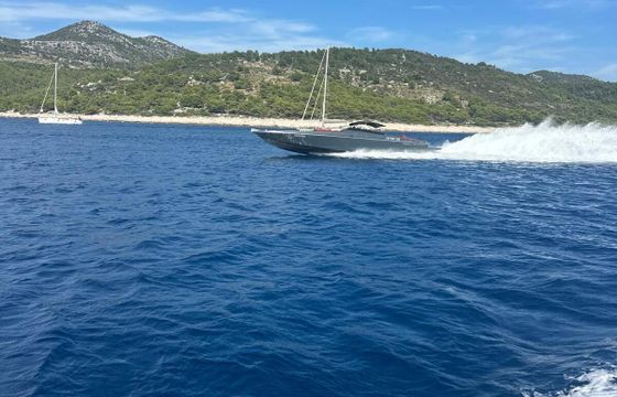Motorboat Cigala e Bertinetti Nitro 50 1500hp
