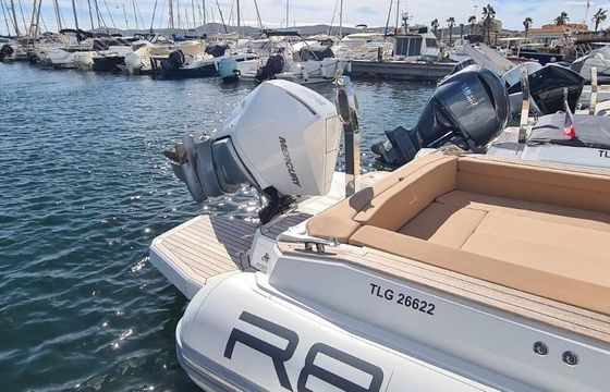 RIB RENIER R8 300hp