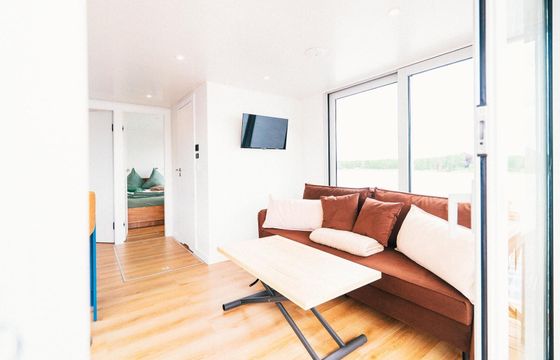 Houseboat Waterbus Independent 12