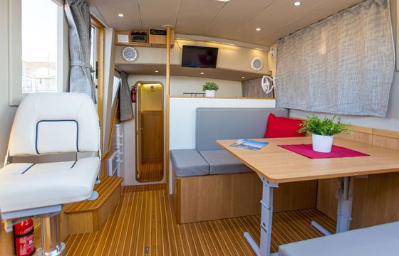 Motorboat Rendez vous Fantasia Tip Top L 80hp