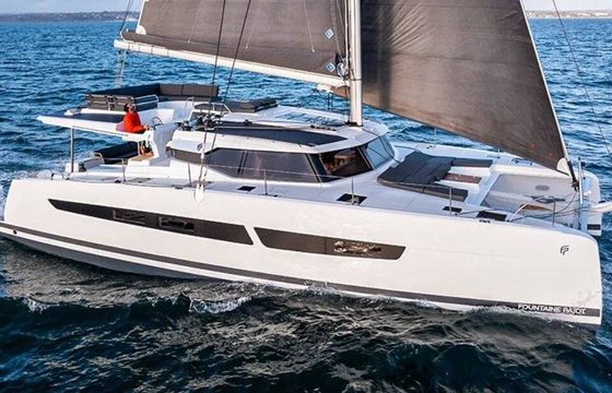 Catamaran Fountane Pajot 51 15.5m