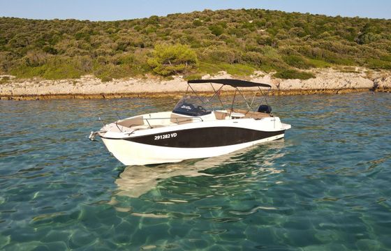 Motorboat Quicksilver Activ 755 Open 250hp