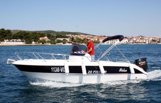Motorboat FISHER 20 150hp