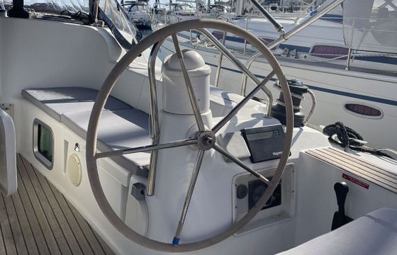 Sailboat Jeanneau Sun Odyssey 42i 12.85m