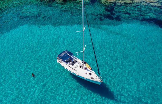 Sailboat Jeanneau Sun Odyssey 42i 12.85m