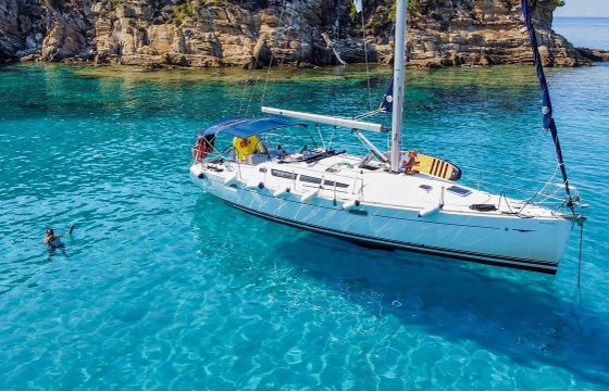 Sailboat Jeanneau Sun Odyssey 42i 12.85m