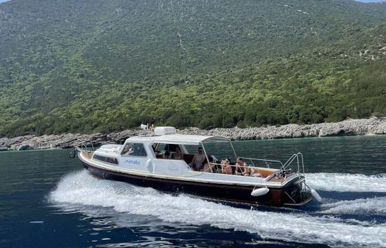 Motorboat Auto Marine Engineering Ltd. Nelson 34 300hp