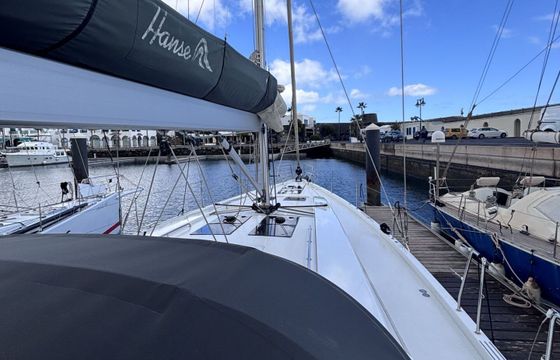 Sailboat Hanse 548 16m
