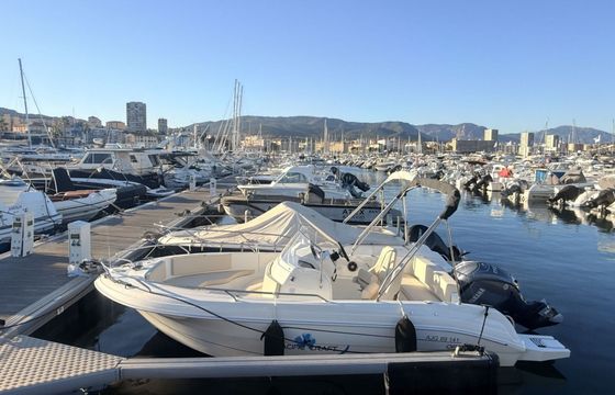 Motorboat Pacific Craft Open 625 150hp