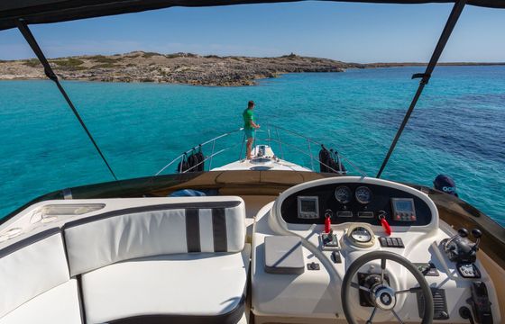 Motorboat LUXURY YACHT Marina IBIZA 850hp