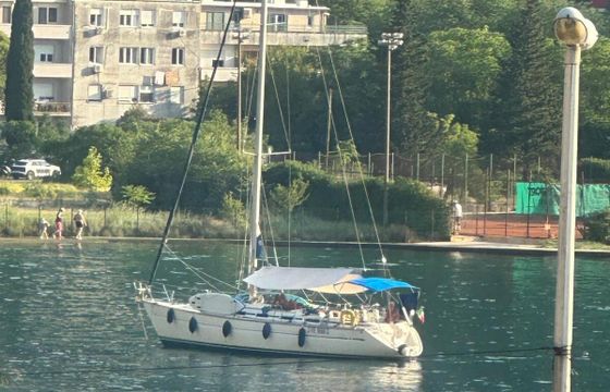 Sailboat Bavaria Bavaria 42 12.95m