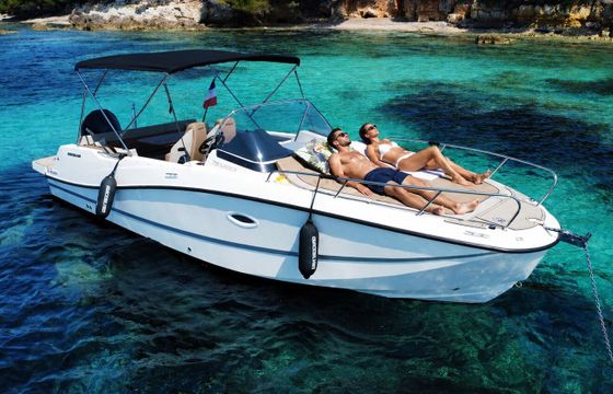 Motorboat Quicksilver Activ 755 Sundeck 225hp