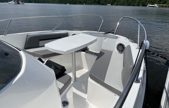 Motorboat Karnic SL 601 175hp