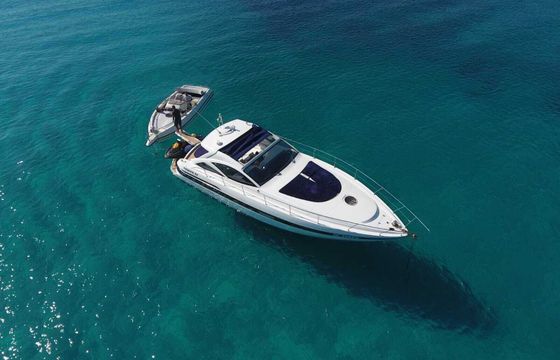 Motorboat Pershing 43 500hp