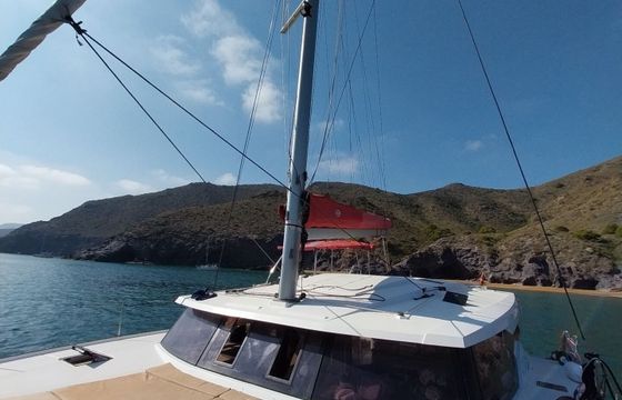 Catamaran Fountaine Pajot Astréa 42 12.58m