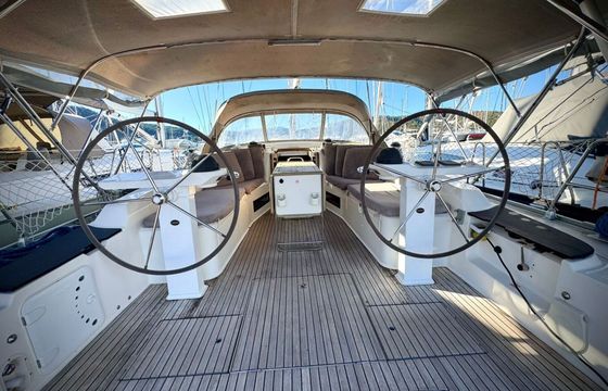 Sailboat Bavaria 2011 14m