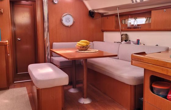Sailboat Beneteau Oceanis 46 14m