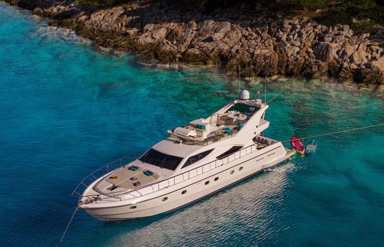 Motor yacht Ferretti 620 2100hp