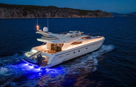 Motor yacht Ferretti 620 2100hp