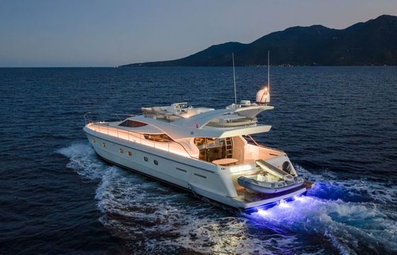 Motor yacht Ferretti 620 2100hp