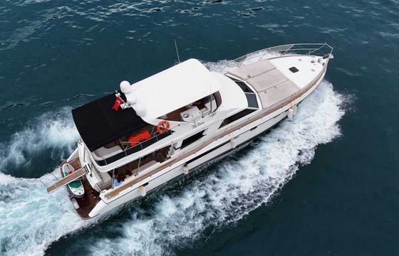 Motor yacht Fairline 2002 550hp