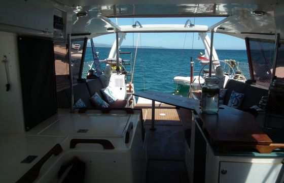 Sailboat dufour atoll 14m