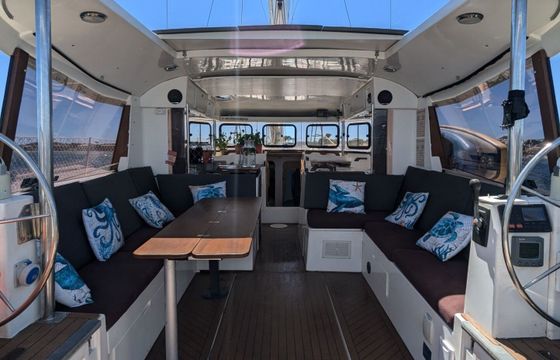 Sailboat dufour atoll 14m
