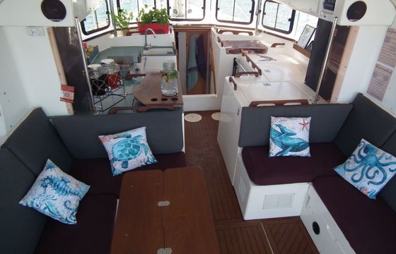 Sailboat dufour atoll 14m