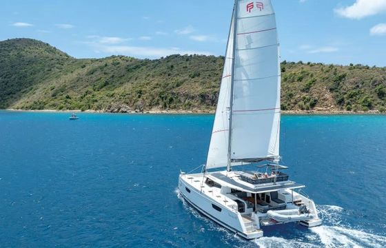 Catamaran FOUNTAINE PAJOT TANNA 47 14m