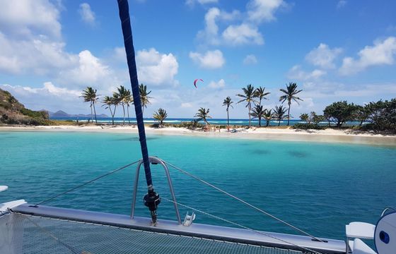 Catamaran FOUNTAINE PAJOT TANNA 47 14m