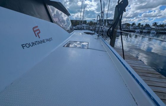 Catamaran Fountaine Pajot Astrea 42 with watermaker &amp; A/C - PLUS 12.58m