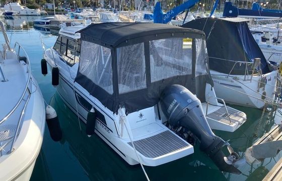 Motorboat Jeanneau Merry Fisher 795 200hp
