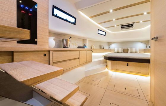 Motorboat Pardo 43 870hp