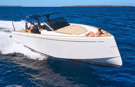 Motorboat Pardo 43 870hp