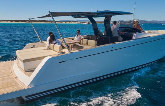 Motorboat Pardo 43 870hp