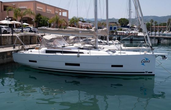 Sailboat Dufour Dufour 390 Grand Large 11.94m