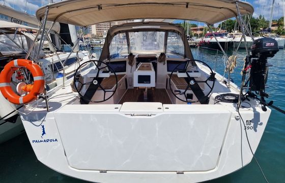 Sailboat Dufour Dufour 390 Grand Large 11.94m